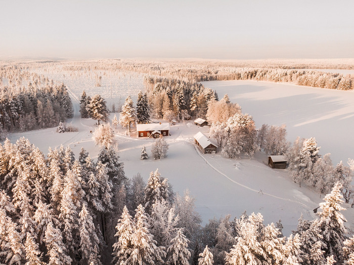 Contact us Lapland Deluxe